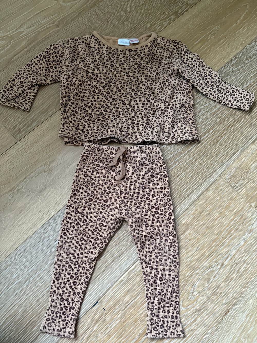 Zara • Waffle Cheetah Set